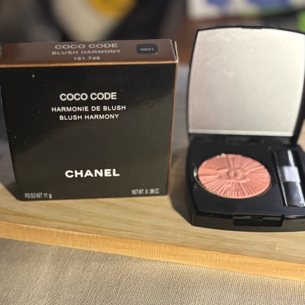 CHANEL Coco Code Blush Harmony - Peach and Pink